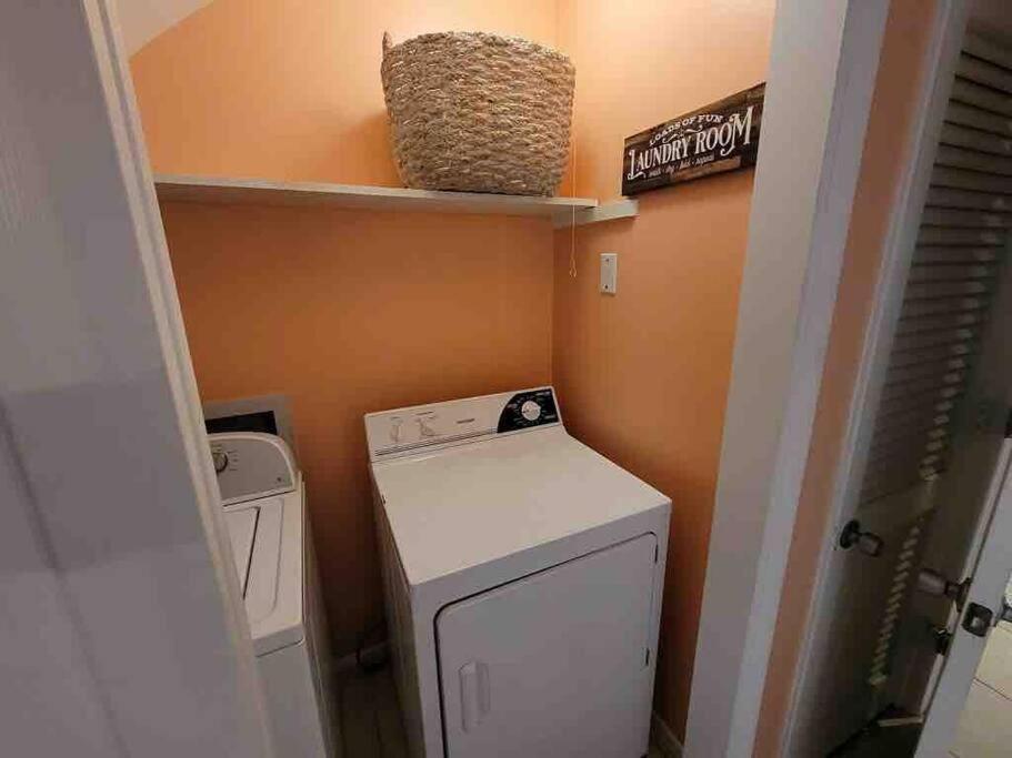 Apartamento Elegant 2-bedroom Pet-friendly W 2 Parking Spaces Hilton Head Island